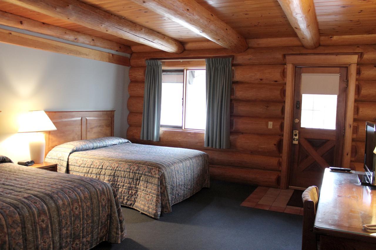 Nootka Lodge Woodsville Екстериор снимка