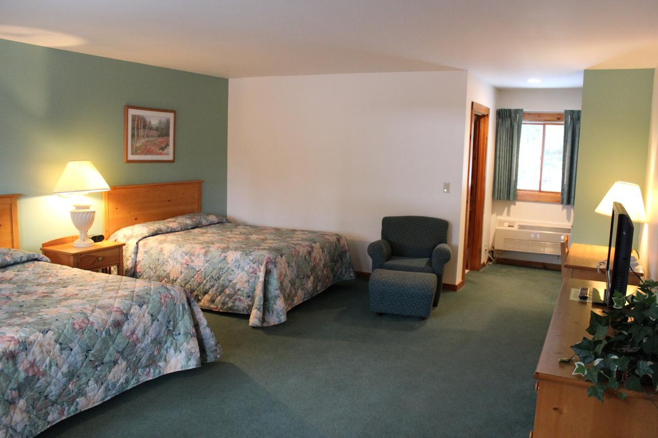 Nootka Lodge Woodsville Екстериор снимка