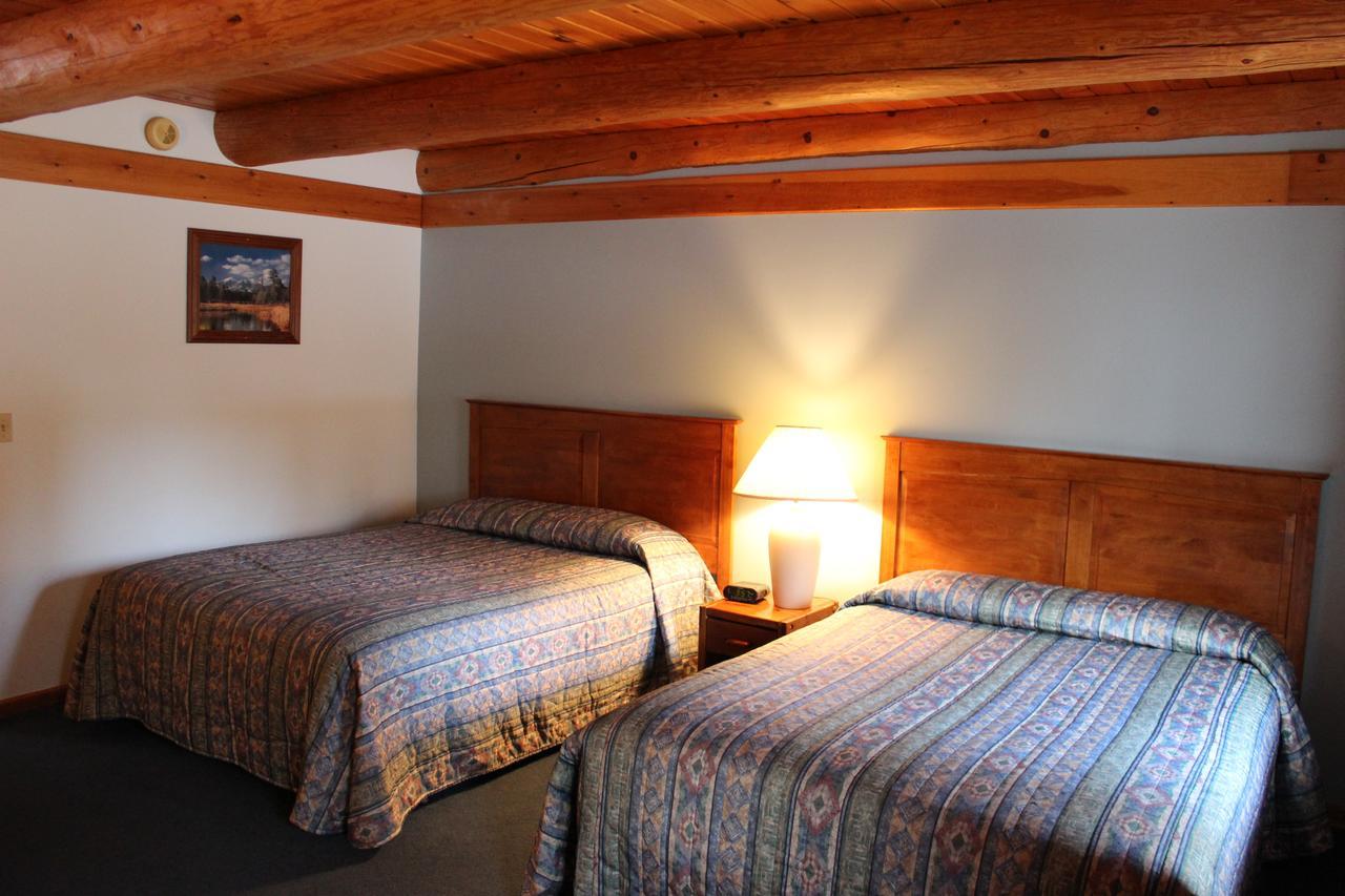 Nootka Lodge Woodsville Екстериор снимка