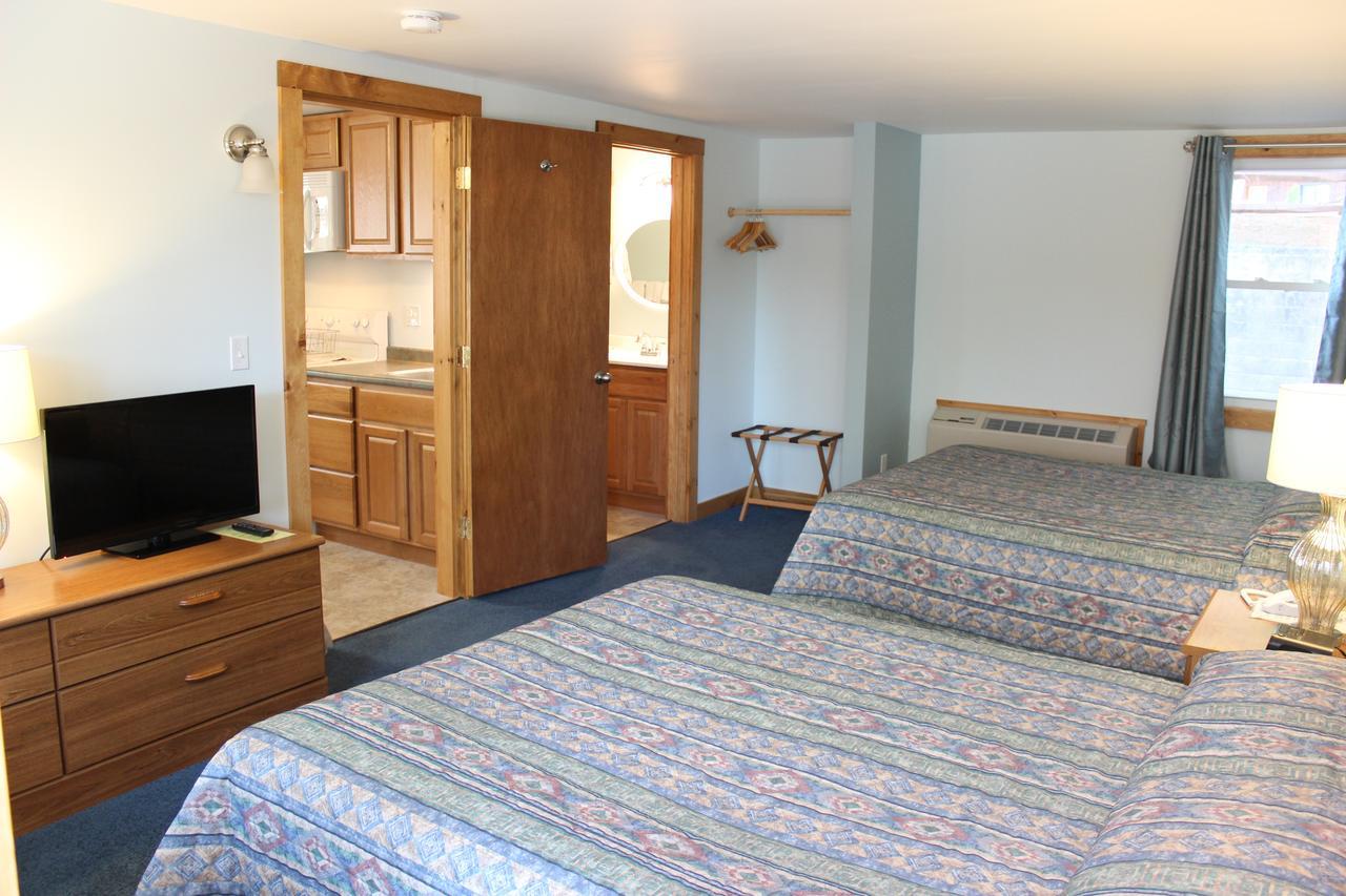 Nootka Lodge Woodsville Екстериор снимка