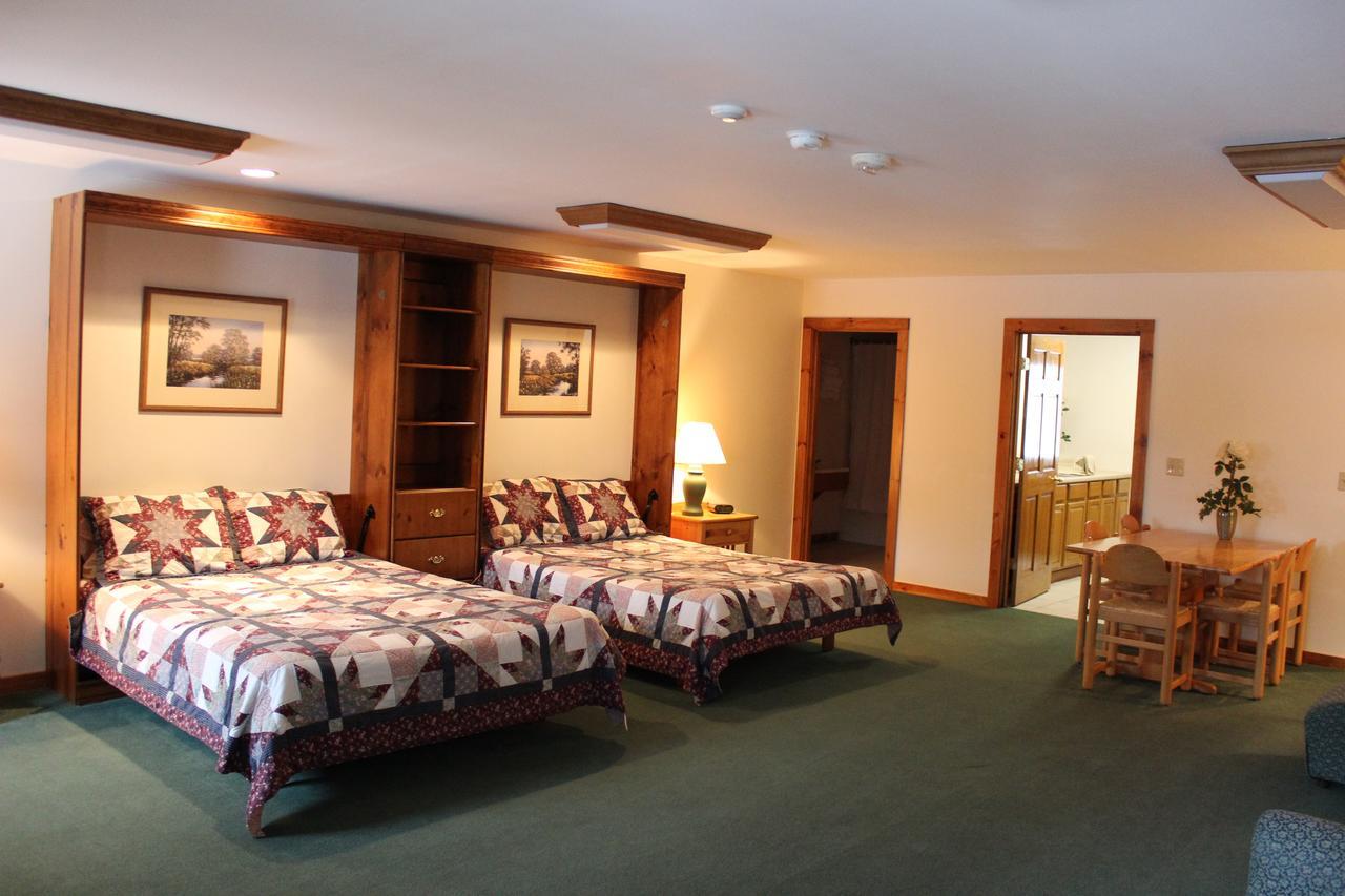 Nootka Lodge Woodsville Екстериор снимка