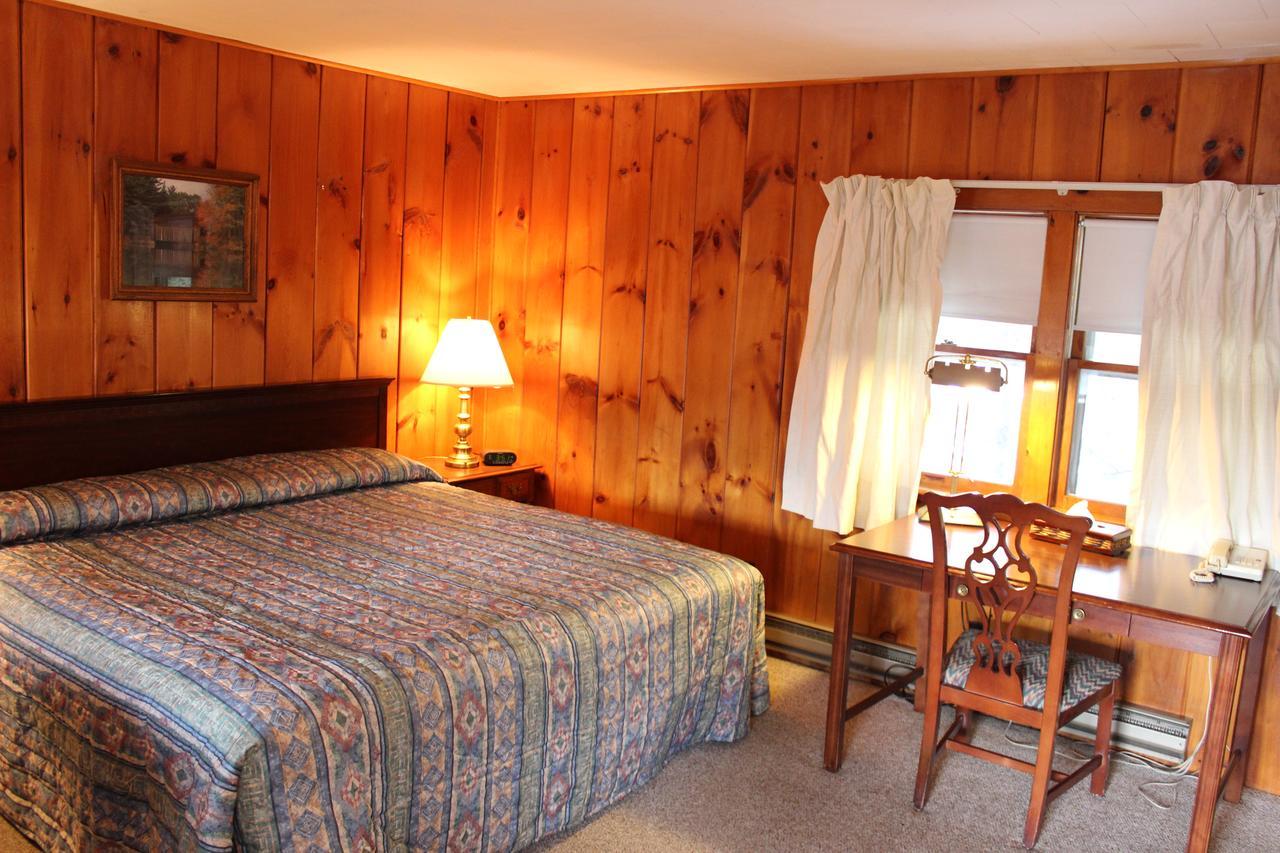 Nootka Lodge Woodsville Екстериор снимка