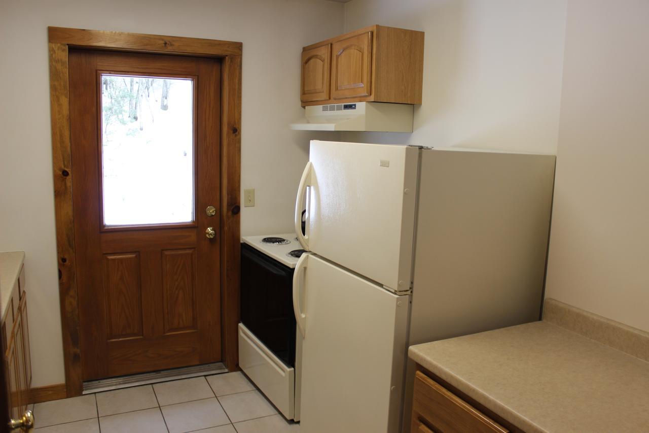 Nootka Lodge Woodsville Екстериор снимка