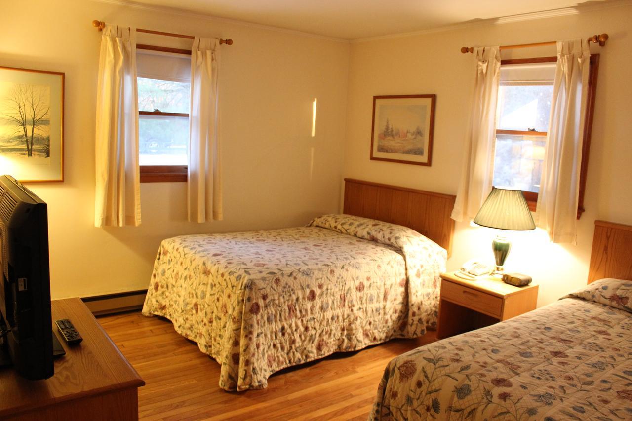 Nootka Lodge Woodsville Екстериор снимка