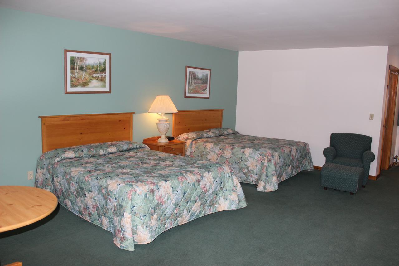 Nootka Lodge Woodsville Екстериор снимка