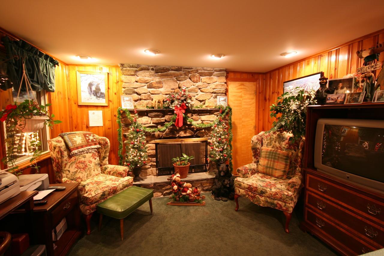 Nootka Lodge Woodsville Екстериор снимка